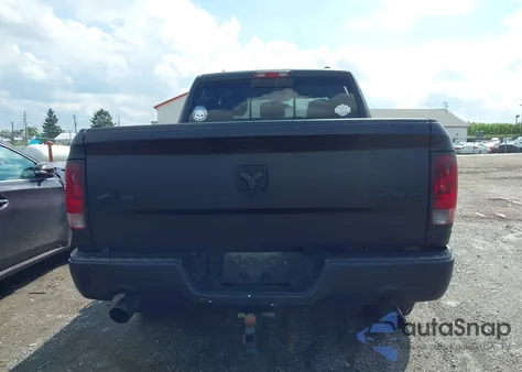 2010 Dodge Ram 1500 Slt/Sport/Trx z USA, uszkodzony, nr VIN 1D7RV1CT0AS108974